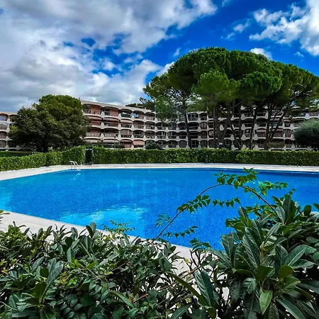 Apartment Moderne Avec Balcon, Jacuzzi Et Piscine Mandelieu